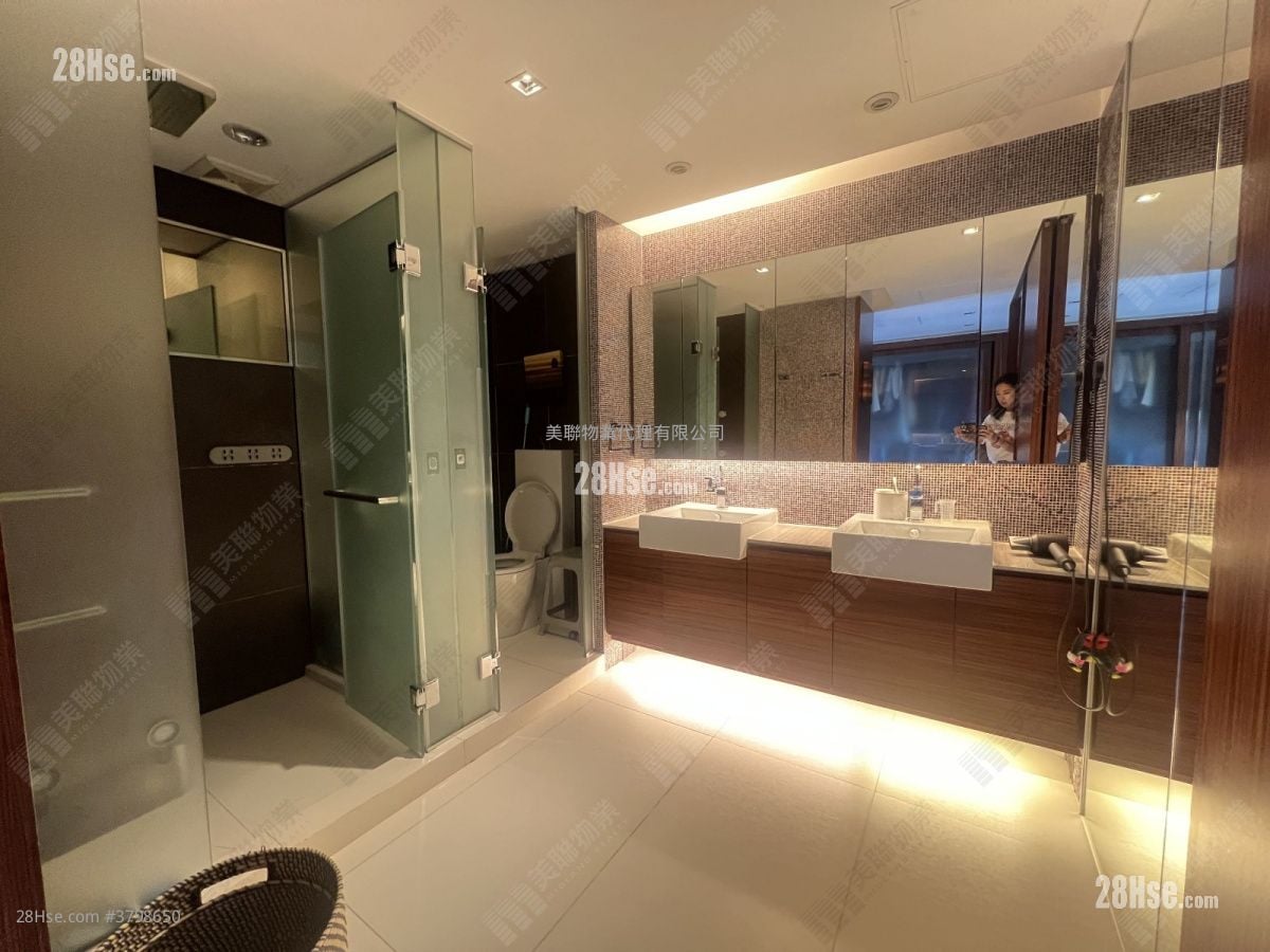 锦绣花园 售盘 4 房 , 3 浴室 950 平方尺