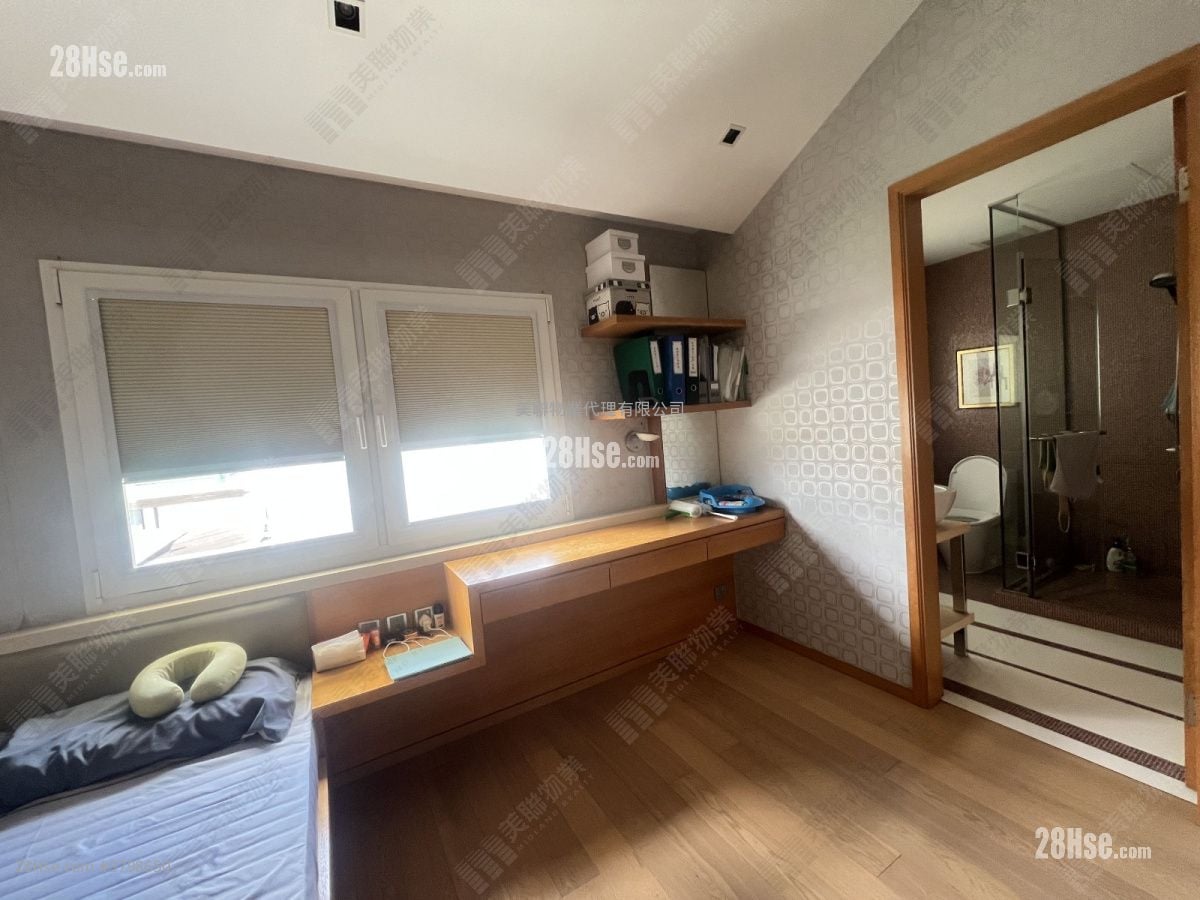 锦绣花园 售盘 4 房 , 3 浴室 950 平方尺