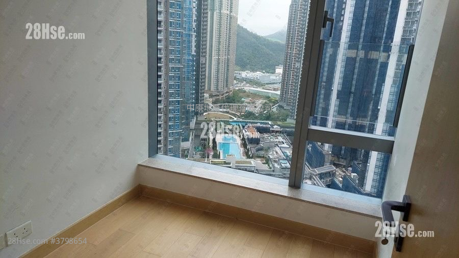 Malibu Sell 2 Bedrooms 462 ft²