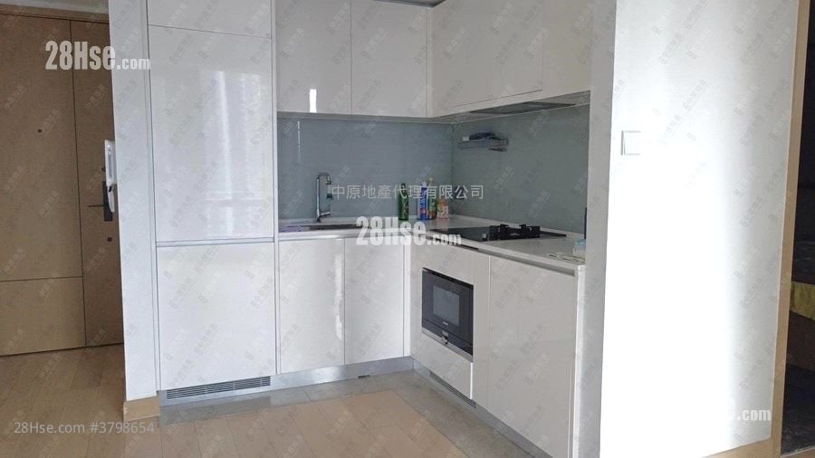 Malibu Sell 2 Bedrooms 462 ft²