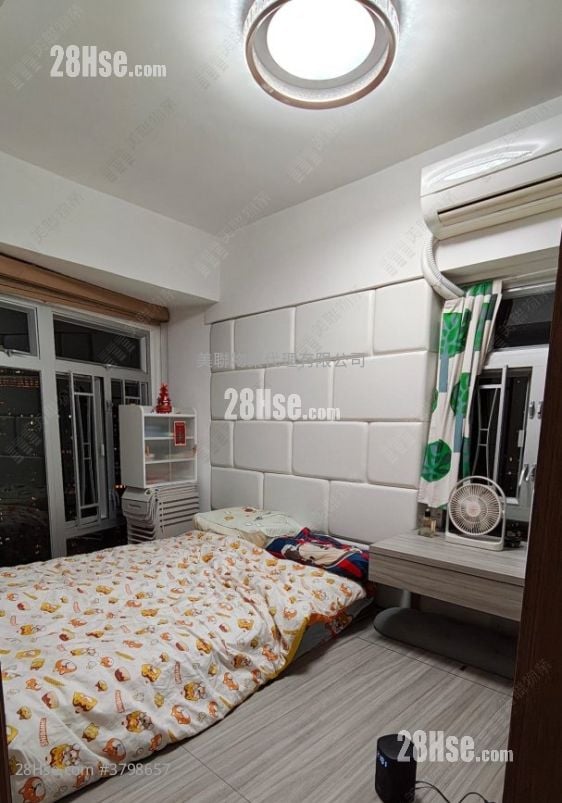 Kam Fung Garden Sell 2 Bedrooms 527 ft²