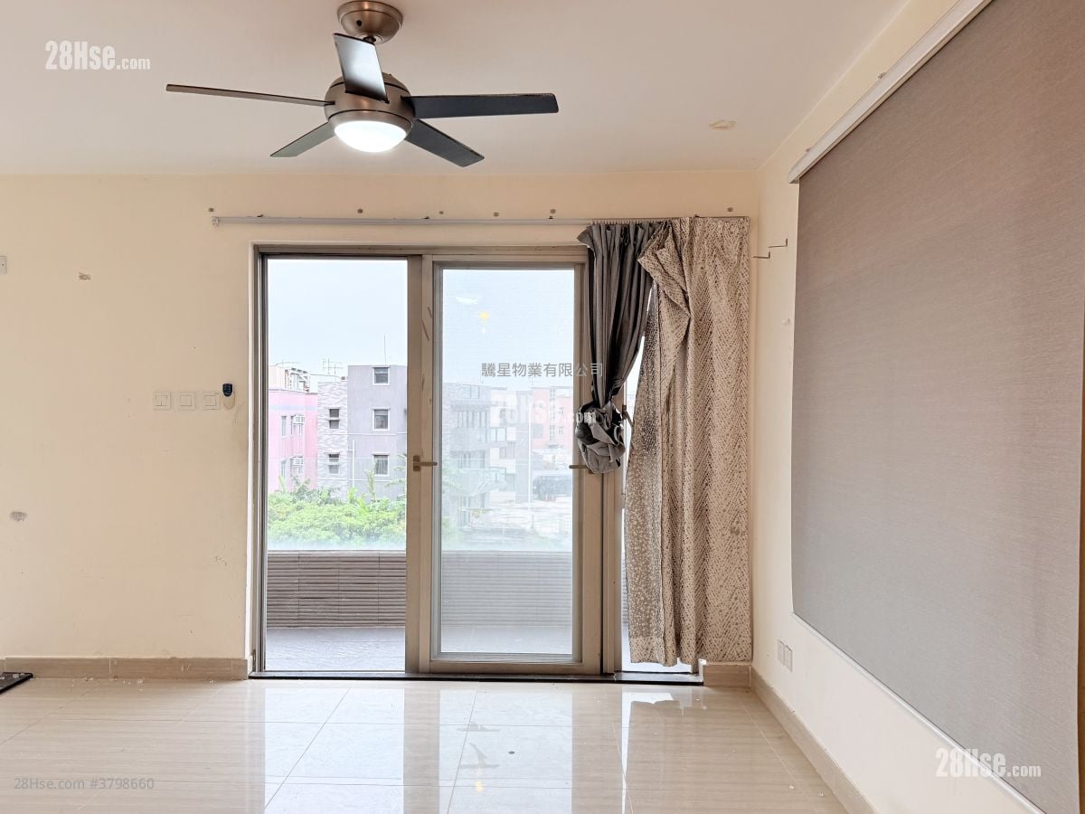 Village Sell 3 Bedrooms , 1 Bathroom 700 ft²