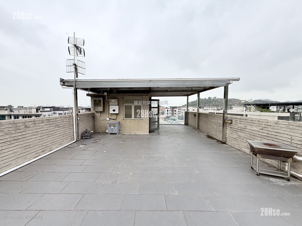 Village Sell 3 Bedrooms , 1 Bathroom 700 ft²