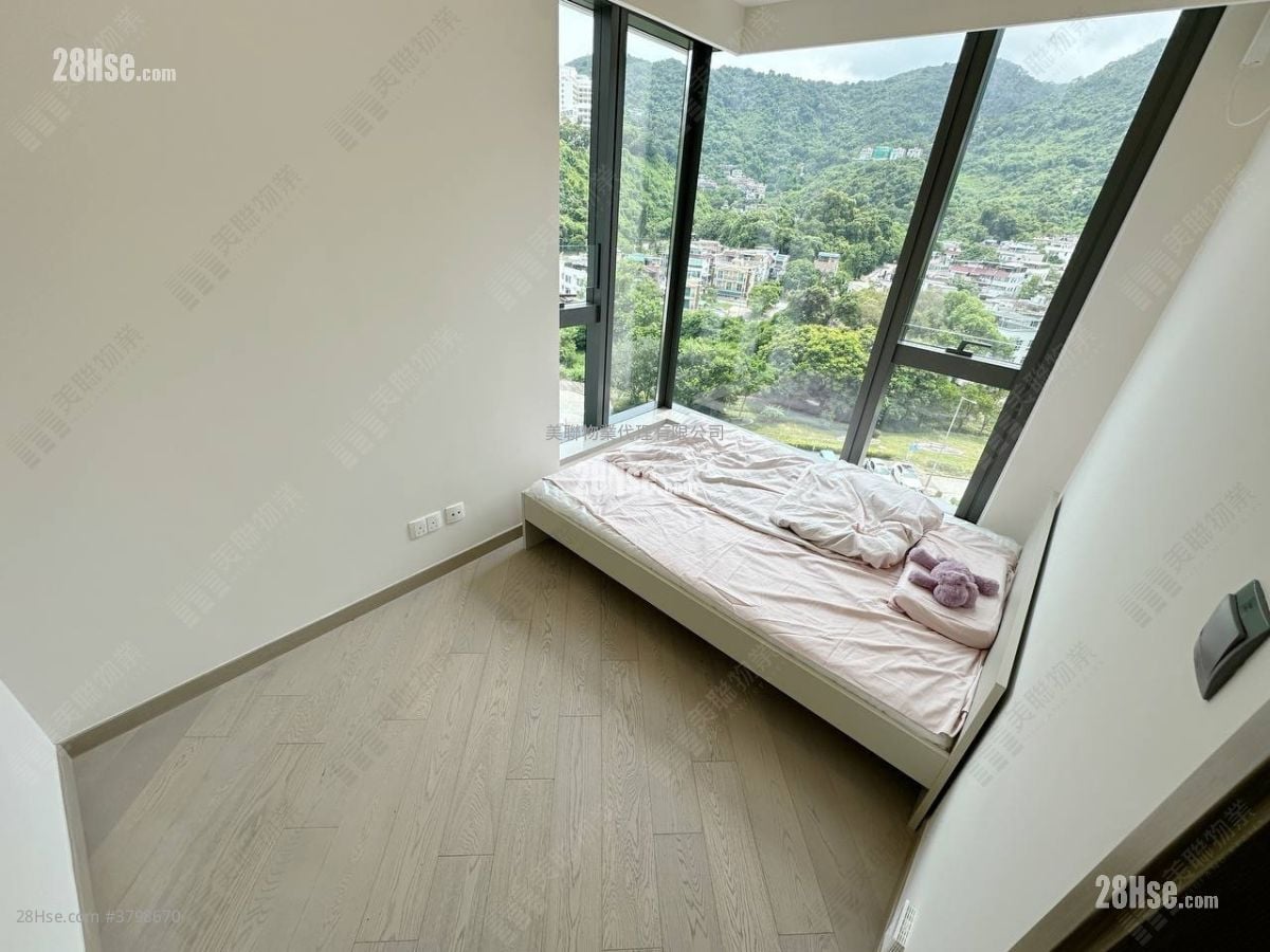 Silicon Hill Sell 2 Bedrooms 416 ft²