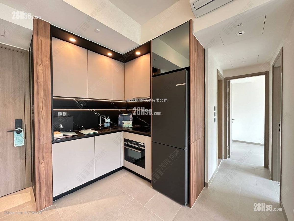 Silicon Hill Sell 2 Bedrooms 416 ft²