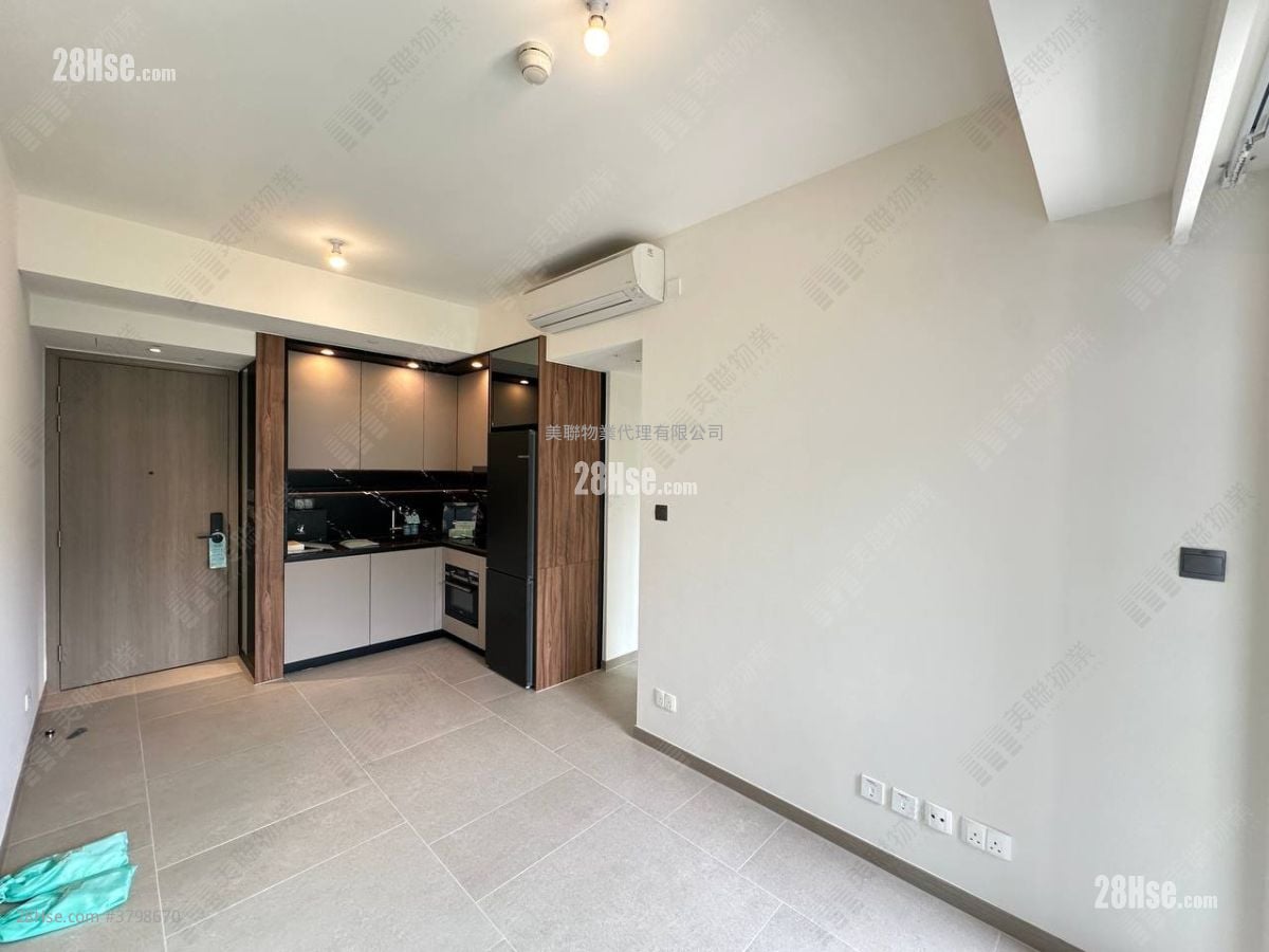 Silicon Hill Sell 2 Bedrooms 416 ft²