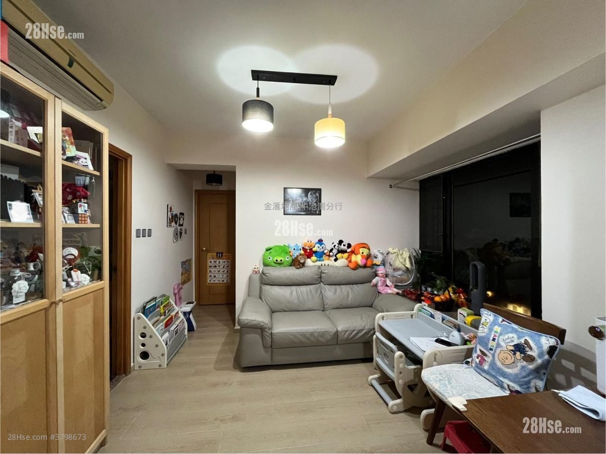 Scenic View Sell 2 Bedrooms , 1 Bathroom 497 ft²