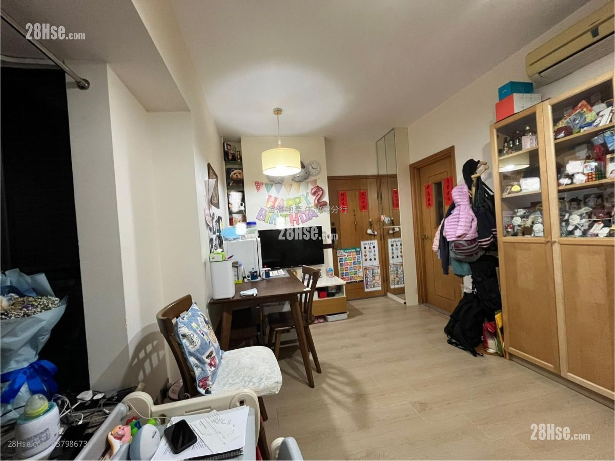 Scenic View Sell 2 Bedrooms , 1 Bathroom 497 ft²