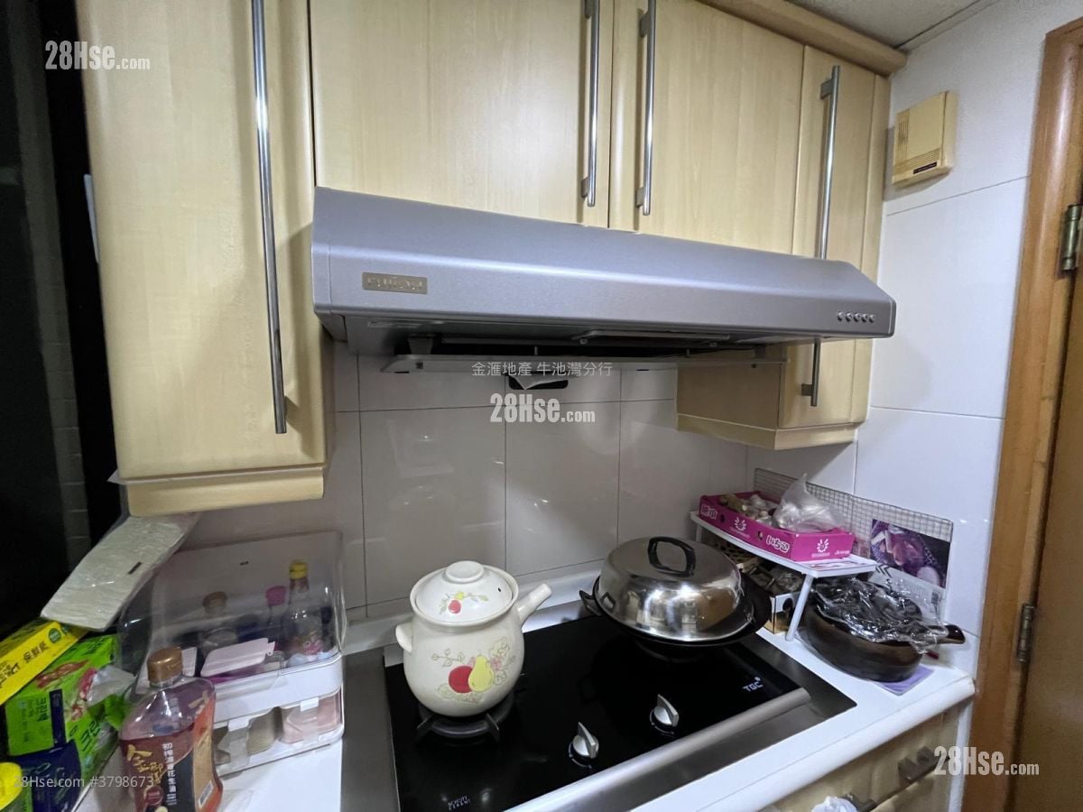 Scenic View Sell 2 Bedrooms , 1 Bathroom 497 ft²