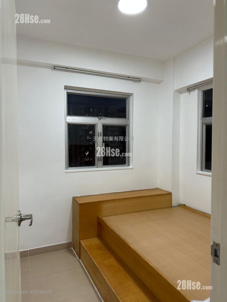 德民大厦 租盘 2 房 , 1 浴室 321 平方尺