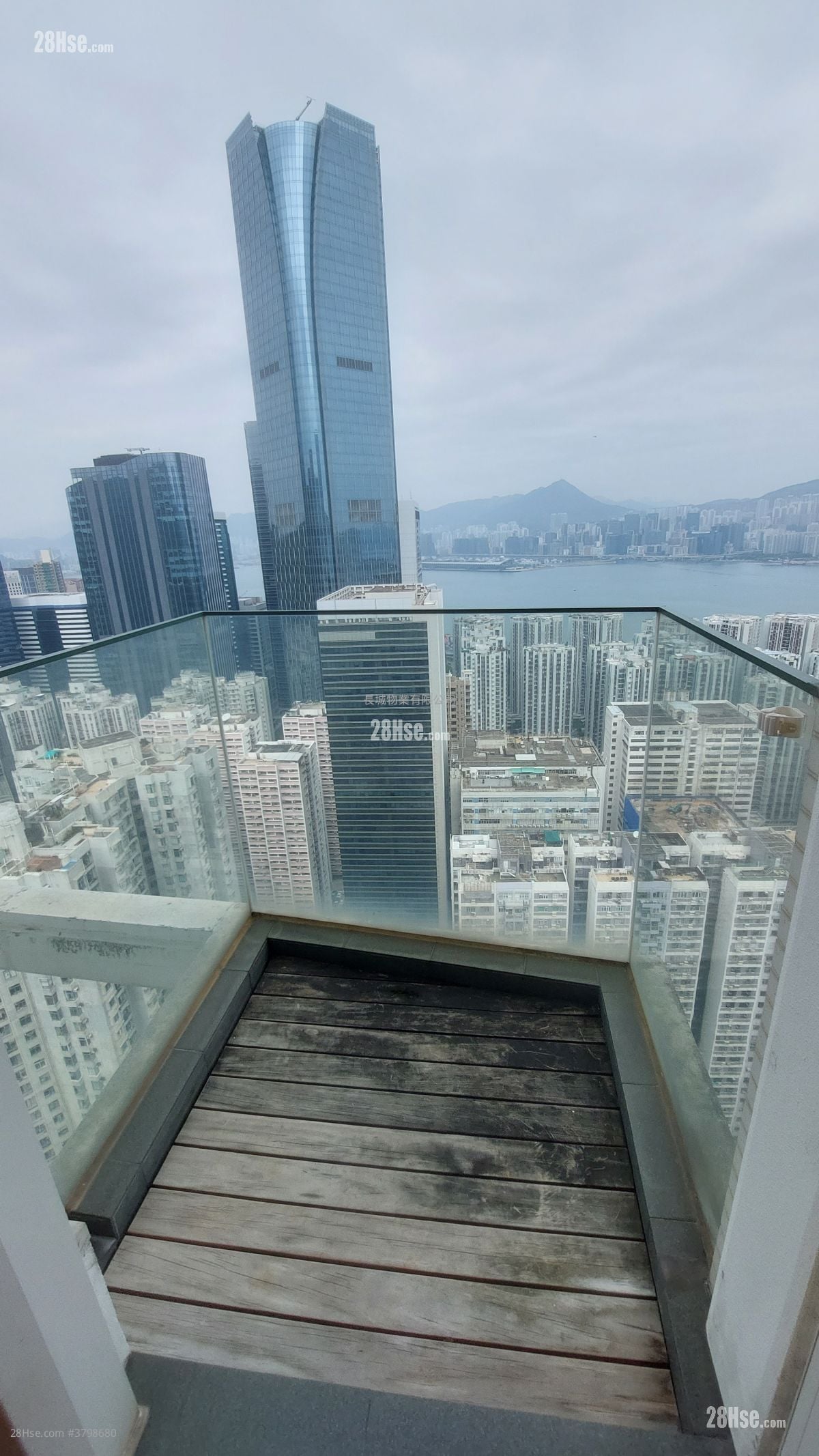 The Orchards Sell 3 Bedrooms , 2 Bathrooms 752 ft²