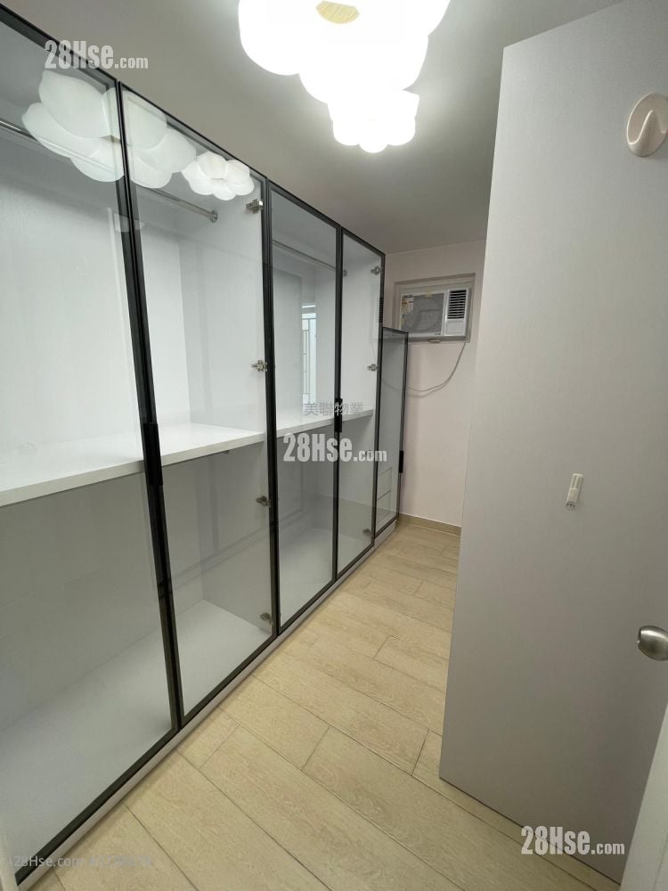 Fairview Park Sell 3 Bedrooms 1,035 ft²