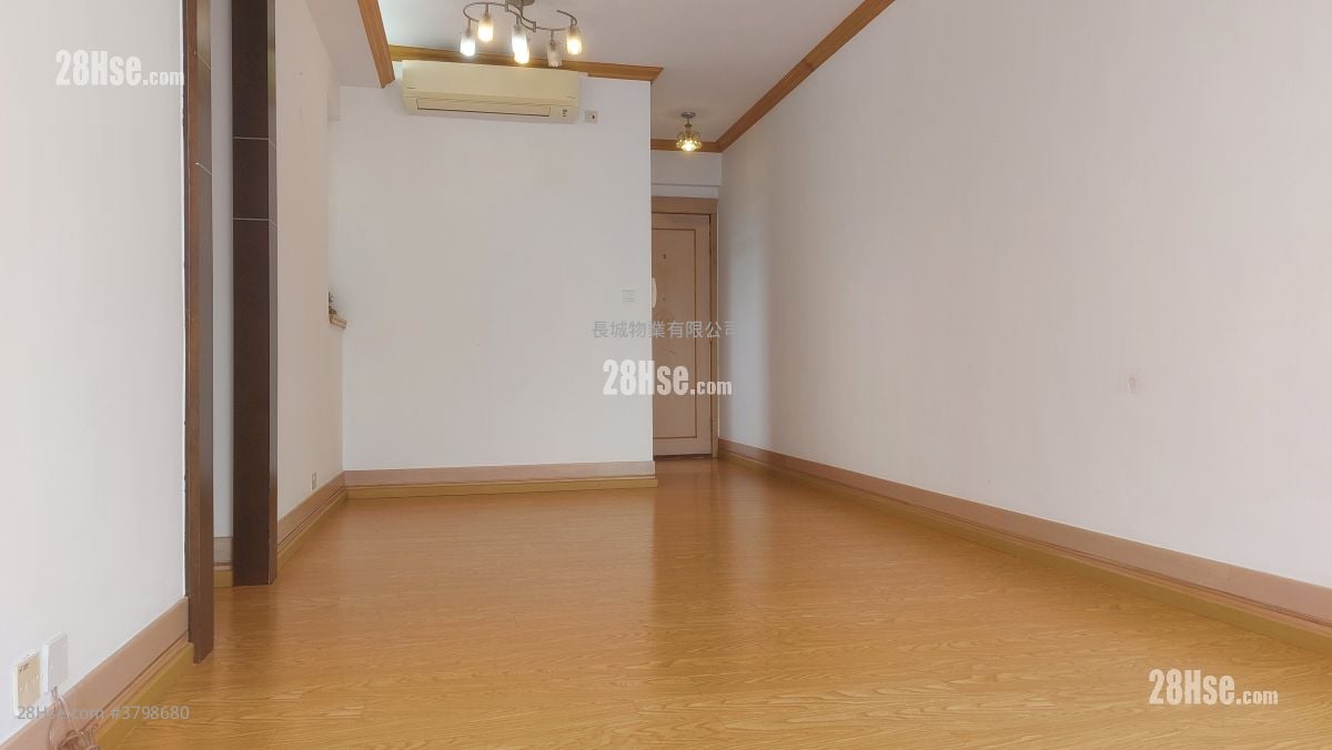 The Orchards Sell 3 Bedrooms , 2 Bathrooms 752 ft²