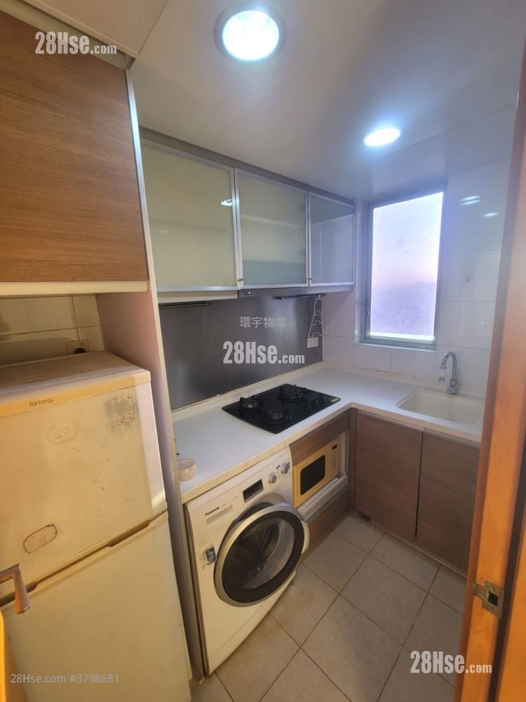 Indihome Sell 2 Bedrooms , 1 Bathroom 424 ft²