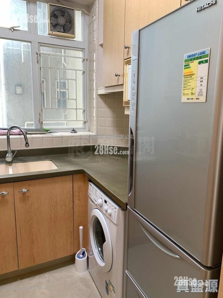 The Orchards Sell 3 Bedrooms , 2 Bathrooms 821 ft²