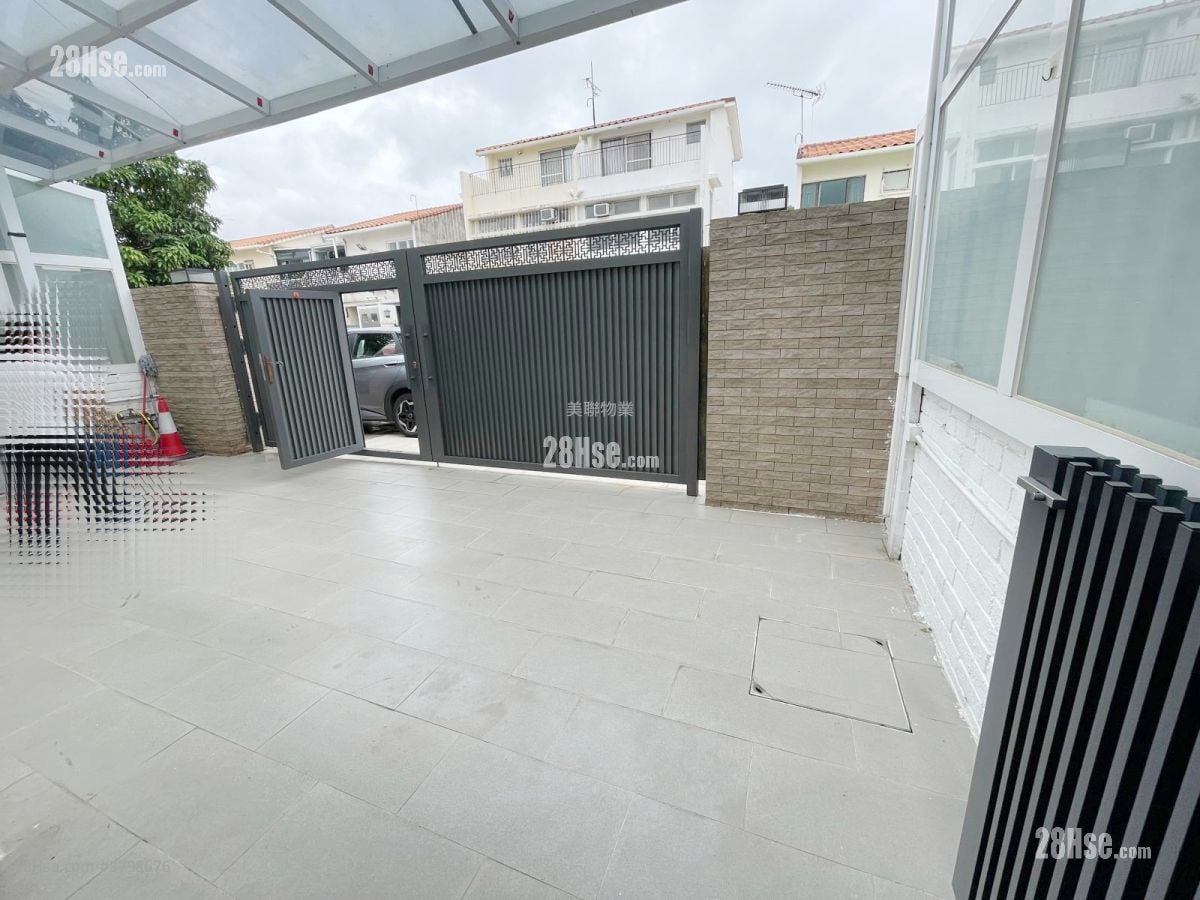 Fairview Park Sell 3 Bedrooms 1,035 ft²