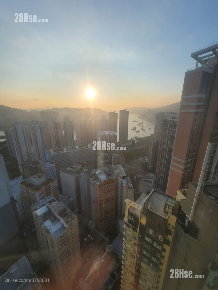 Indihome Sell 2 Bedrooms , 1 Bathroom 424 ft²