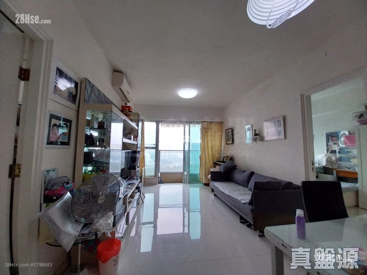 致蓝天 售盘 3 房 , 2 浴室 761 平方尺