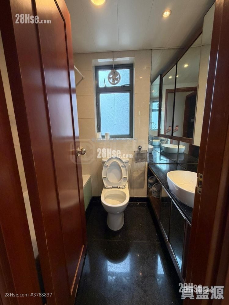 蔚蓝湾畔 租盘 2 房 , 1 浴室 506 平方尺