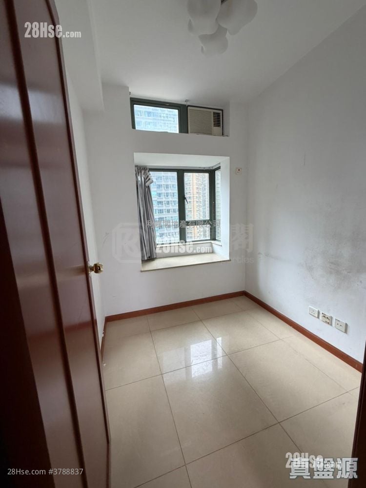 蔚蓝湾畔 租盘 2 房 , 1 浴室 506 平方尺