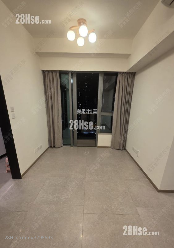 Novo Land 售盘 3 房 686 平方尺