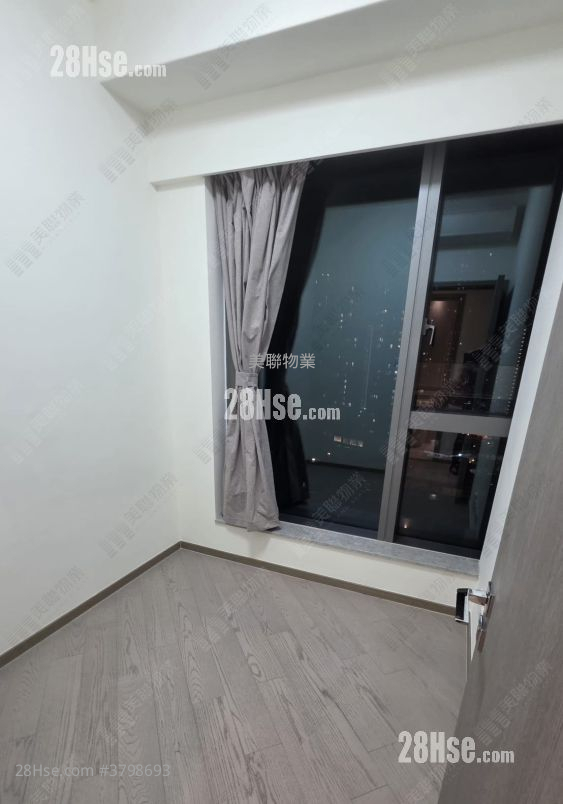 Novo Land 售盘 3 房 686 平方尺