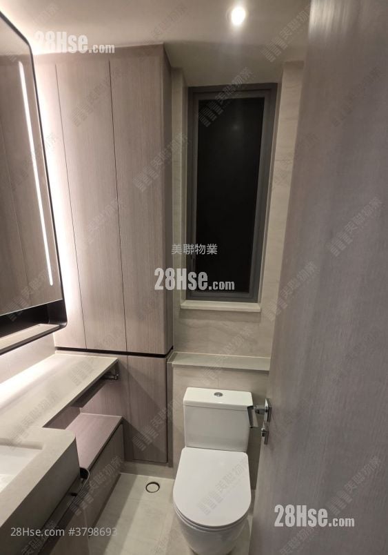 Novo Land 售盘 3 房 686 平方尺