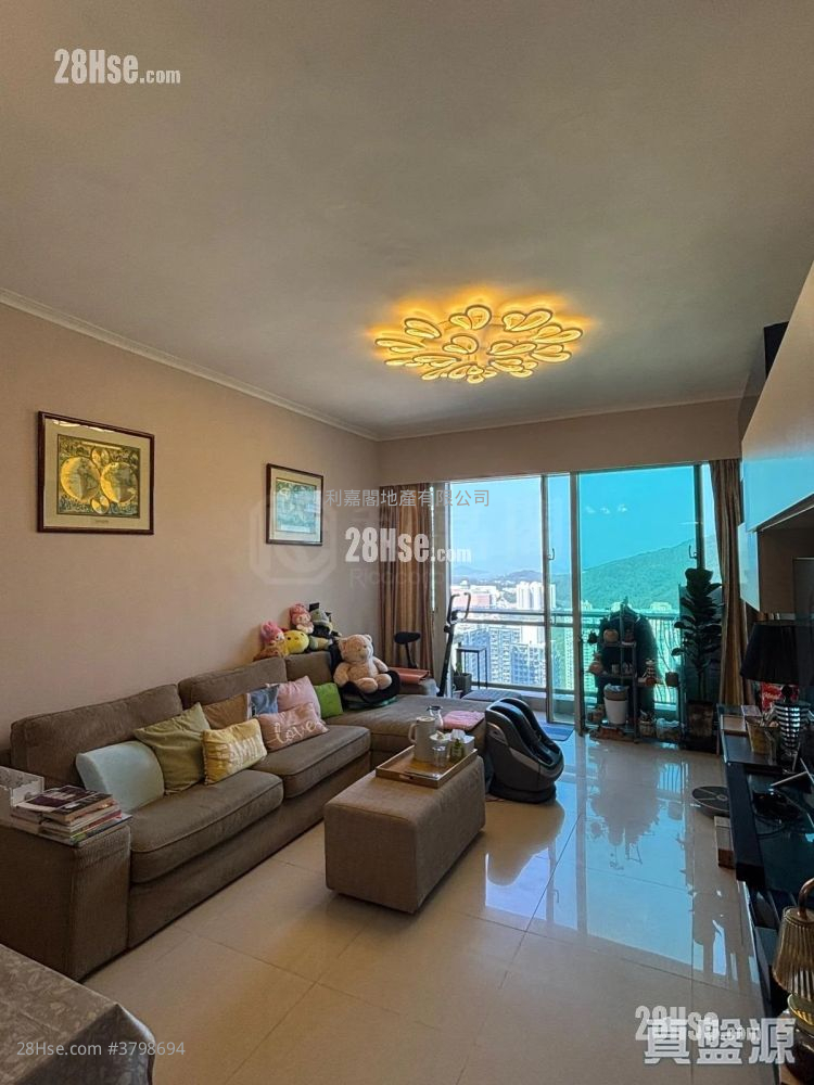 领都 售盘 4 房 976 平方尺