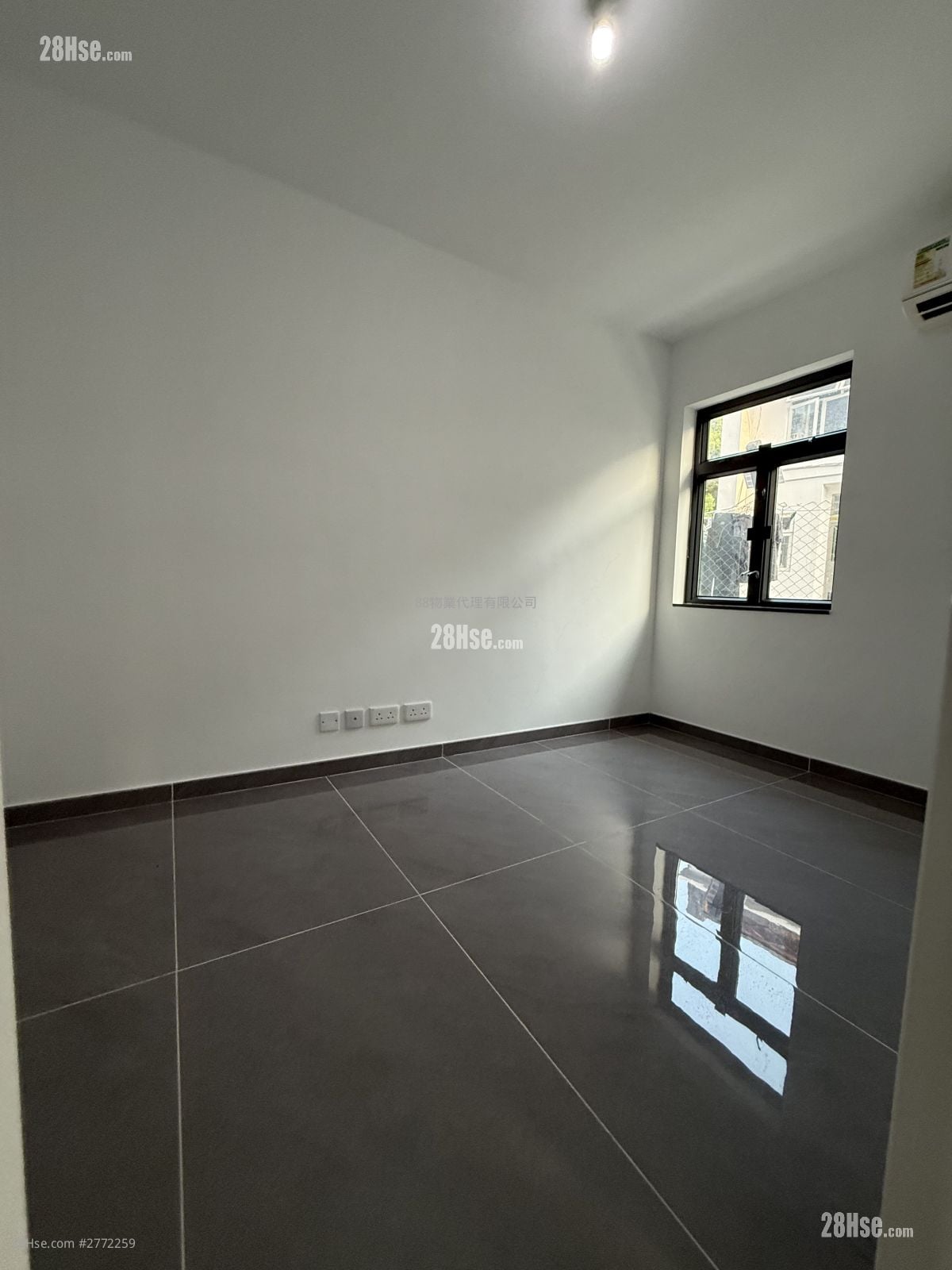 Village Sell 3 Bedrooms , 1 Bathroom 650 ft²