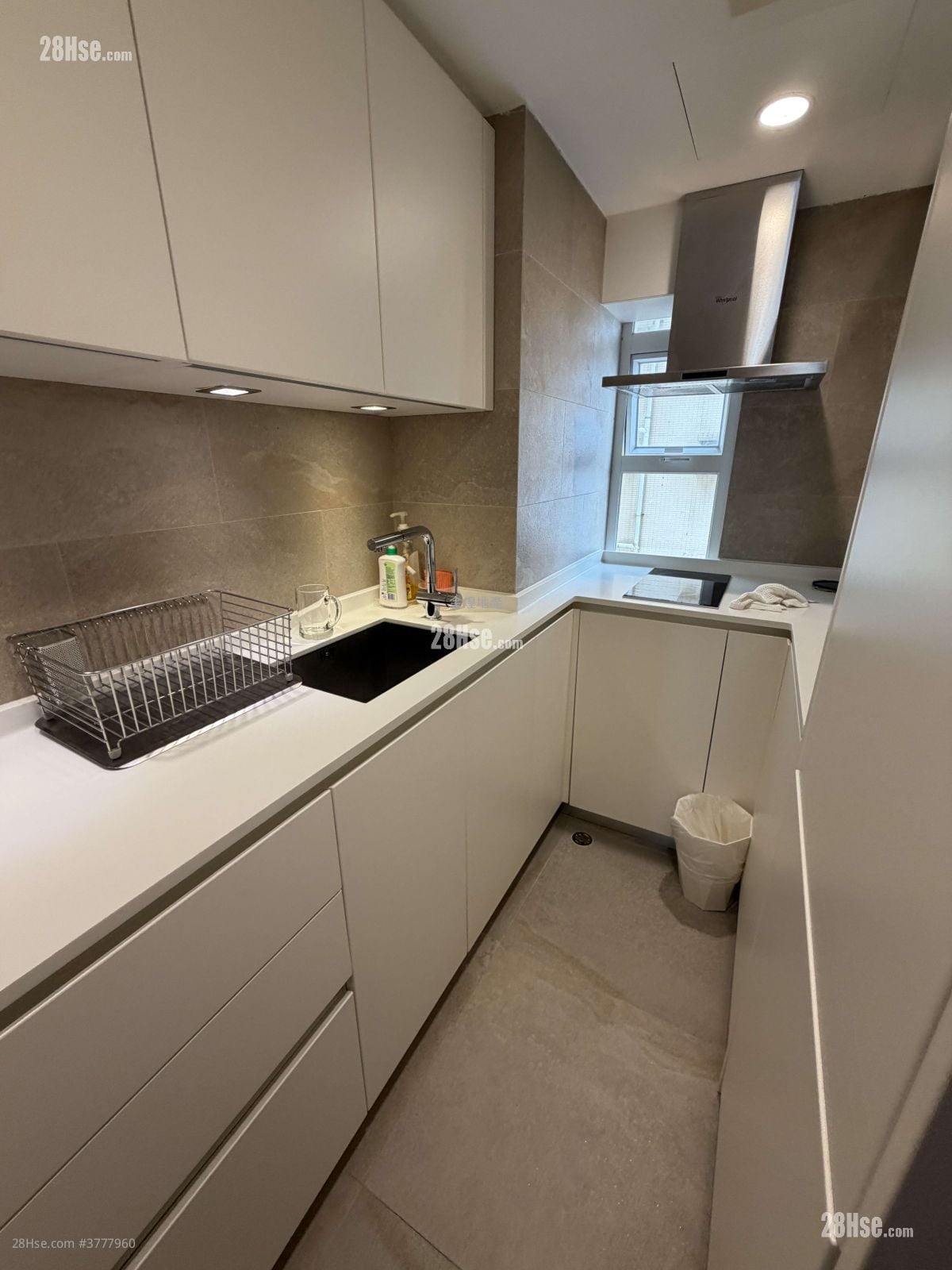 晋宝大厦 售盘 369 平方尺