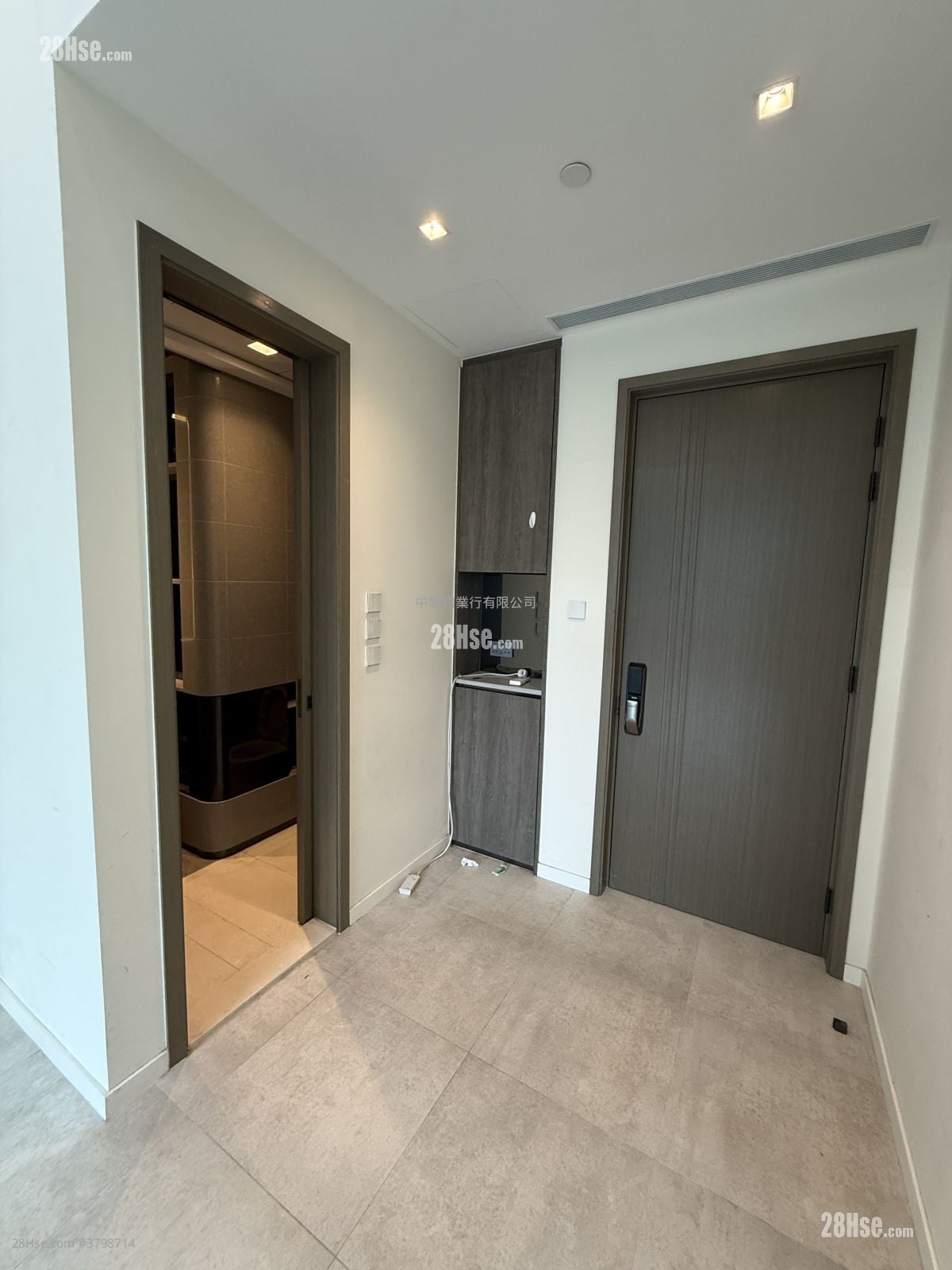 W LUXE 租盘 1 厕所