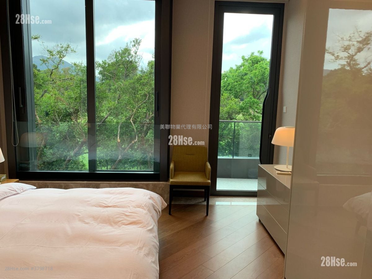 高尔夫御苑 售盘 5+ 房 , 5+ 浴室 2,602 平方尺