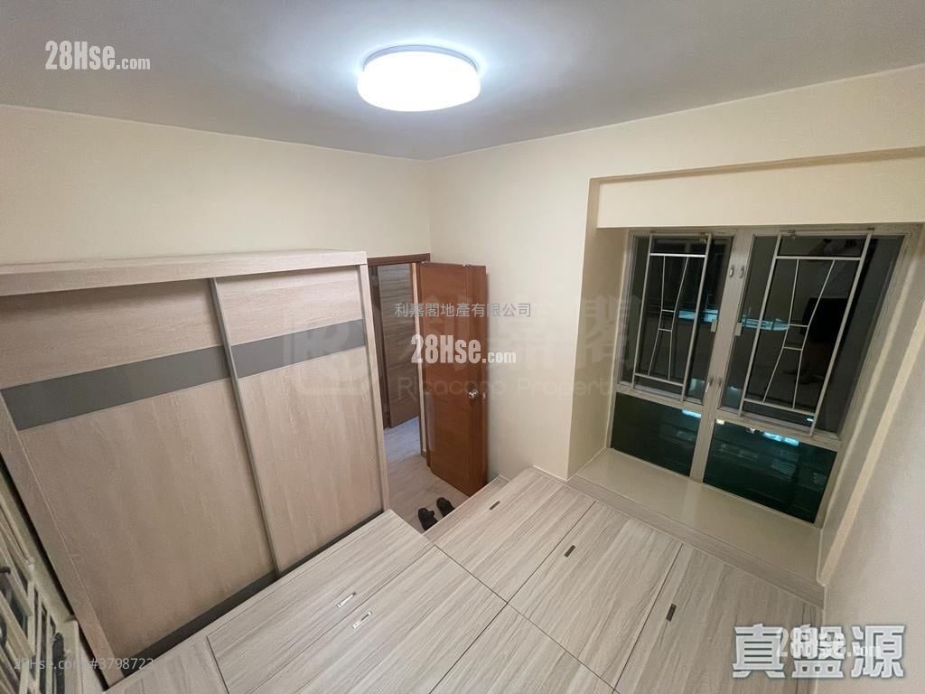 Sunglow Building Sell 2 Bedrooms , 1 Bathroom 411 ft²