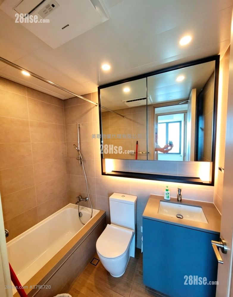 Lp6 Sell 2 Bedrooms , 1 Bathroom 422 ft²