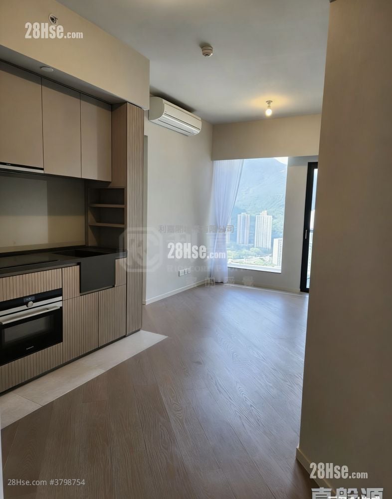 厨房: 柏傲庄 售盘 2 房 , 1 浴室 483 平方尺