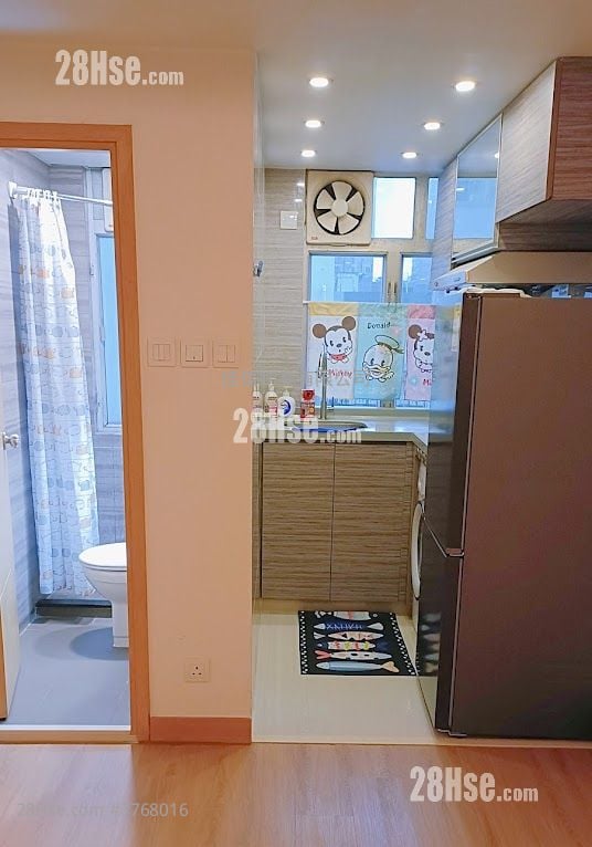 Apartment Sell 2 Bedrooms , 1 Bathroom 276 ft²