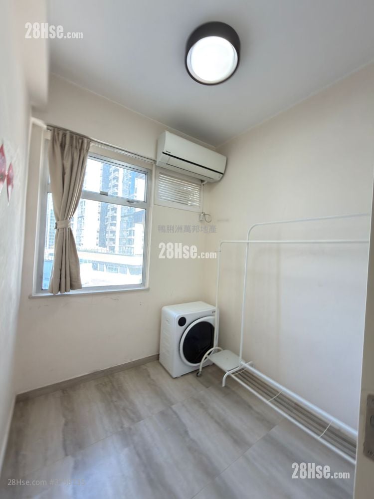 Grandview Garden Sell 2 Bedrooms , 1 Bathroom 355 ft²