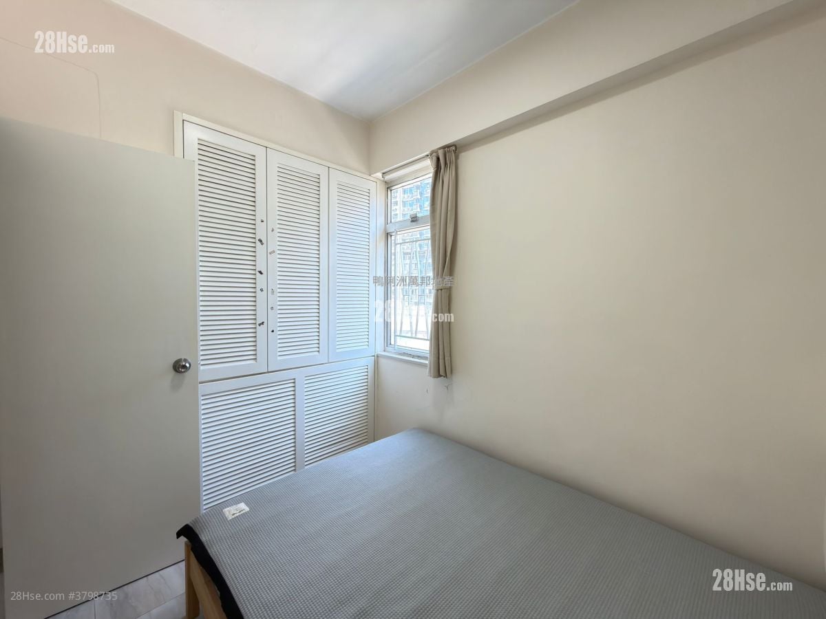 Grandview Garden Sell 2 Bedrooms , 1 Bathroom 355 ft²