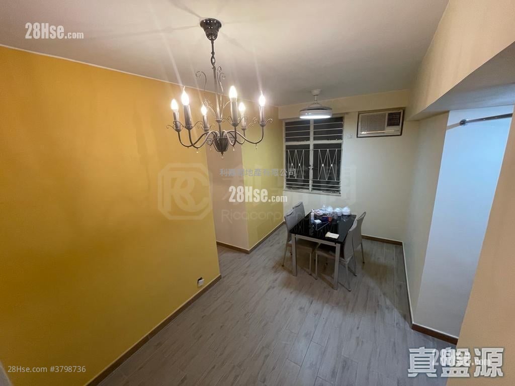 Sunglow Building Sell 2 Bedrooms 411 ft²