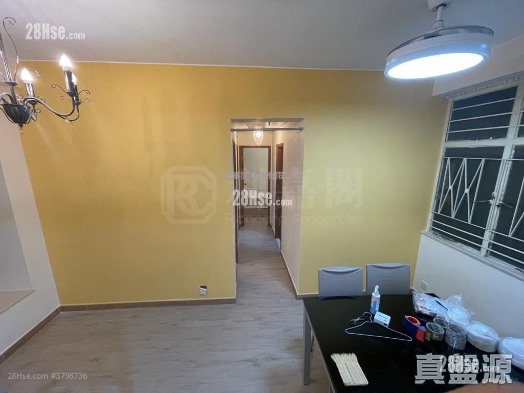 Sunglow Building Sell 2 Bedrooms 411 ft²