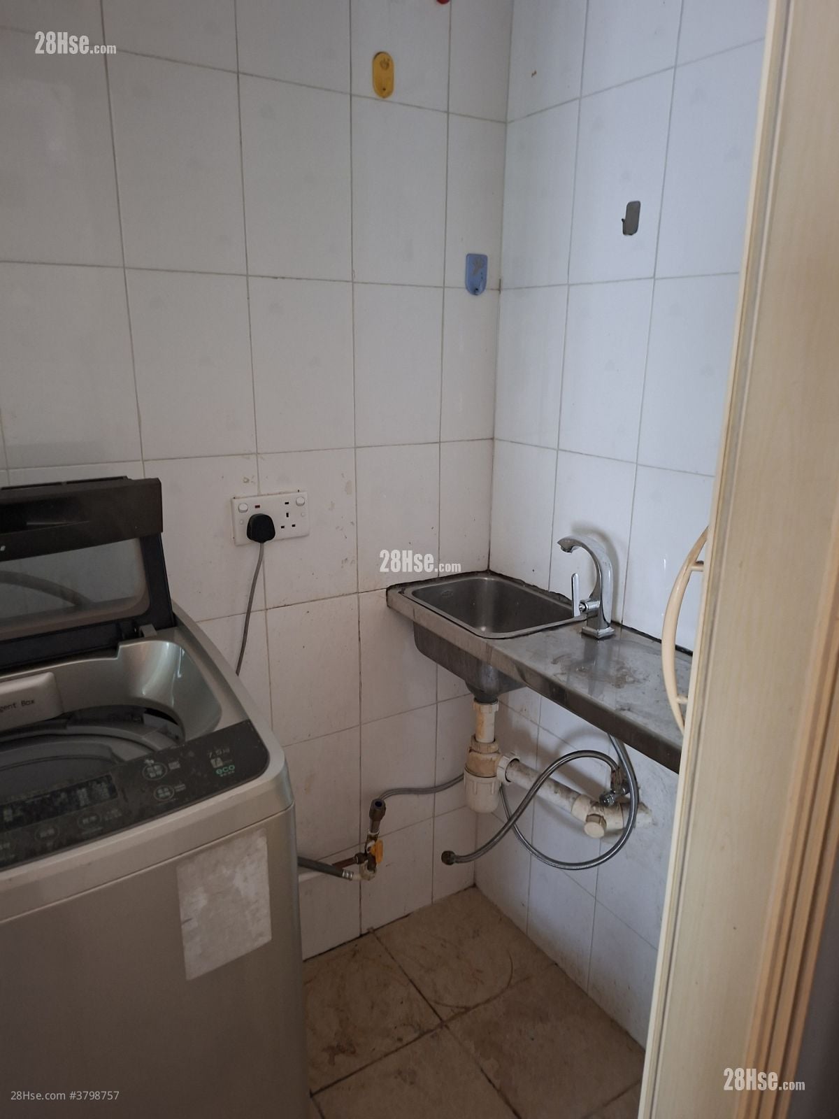 Yai Kei Ling Tsuen Rental 1 Bedroom , 1 Bathroom 120 ft²