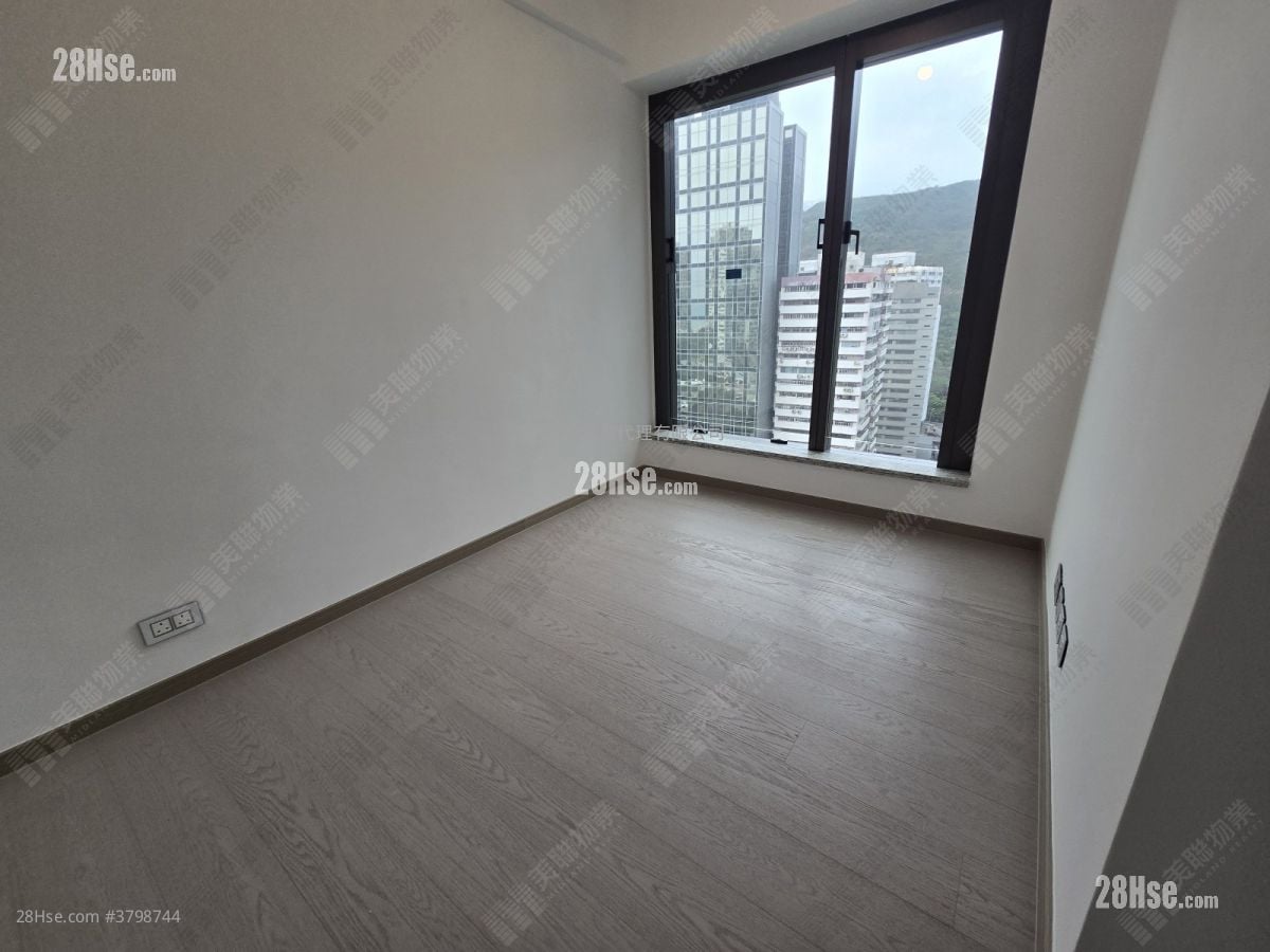 港岛南岸 售盘 3 房 , 2 浴室 747 平方尺