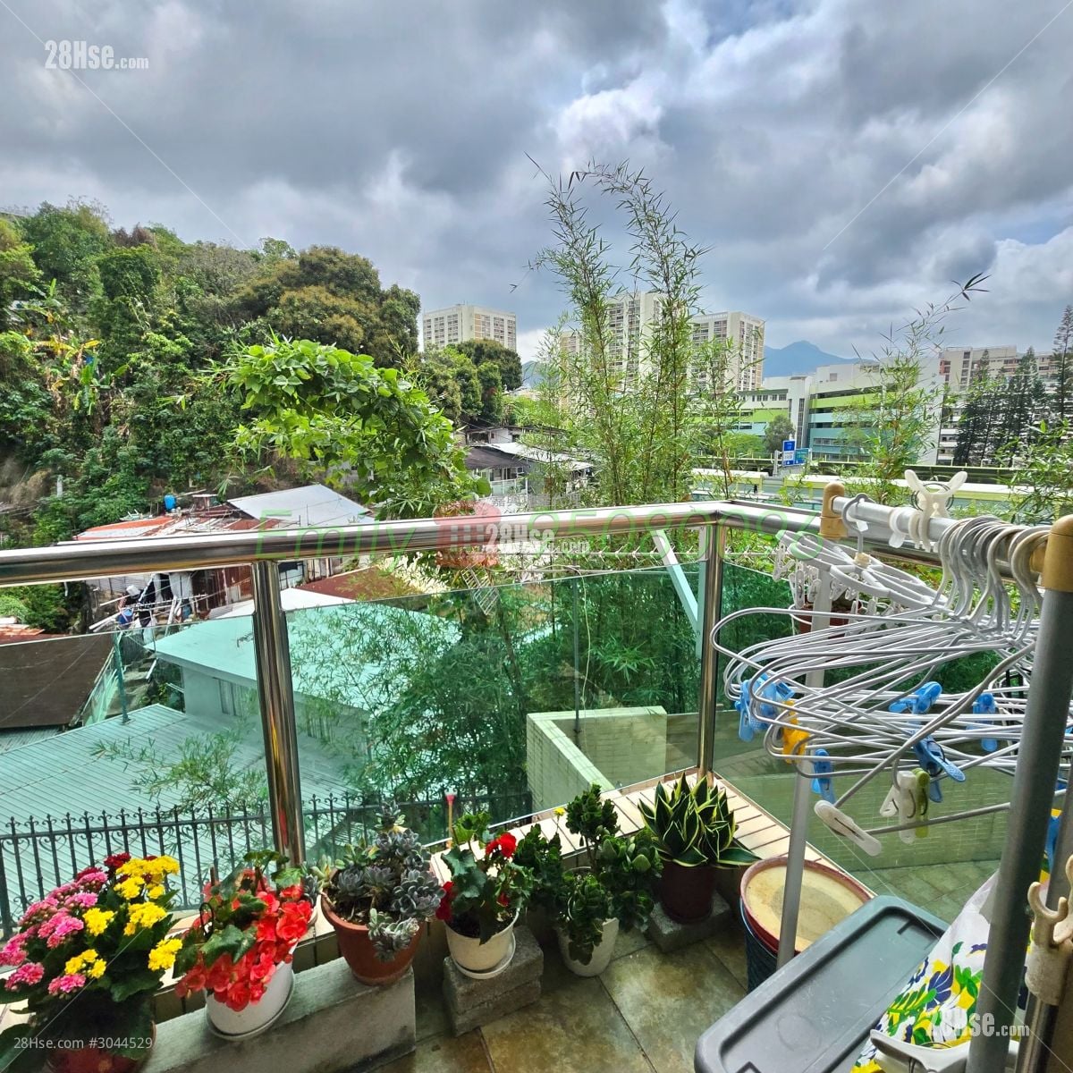 下禾輋 售盘 3 房 , 2 浴室 700 平方尺