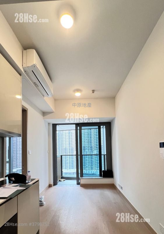 Park Seasons Sell 1 Bedroom , 1 Bathroom 327 ft²