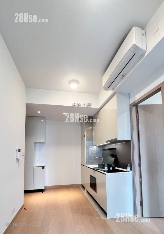 Park Seasons Sell 1 Bedroom , 1 Bathroom 327 ft²