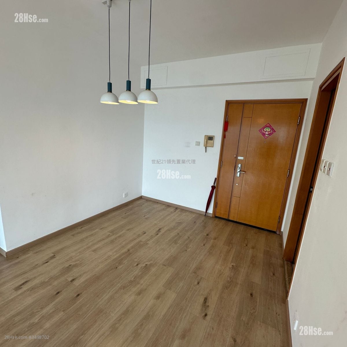 The Bloomsville Sell 3 Bedrooms , 2 Bathrooms 704 ft²