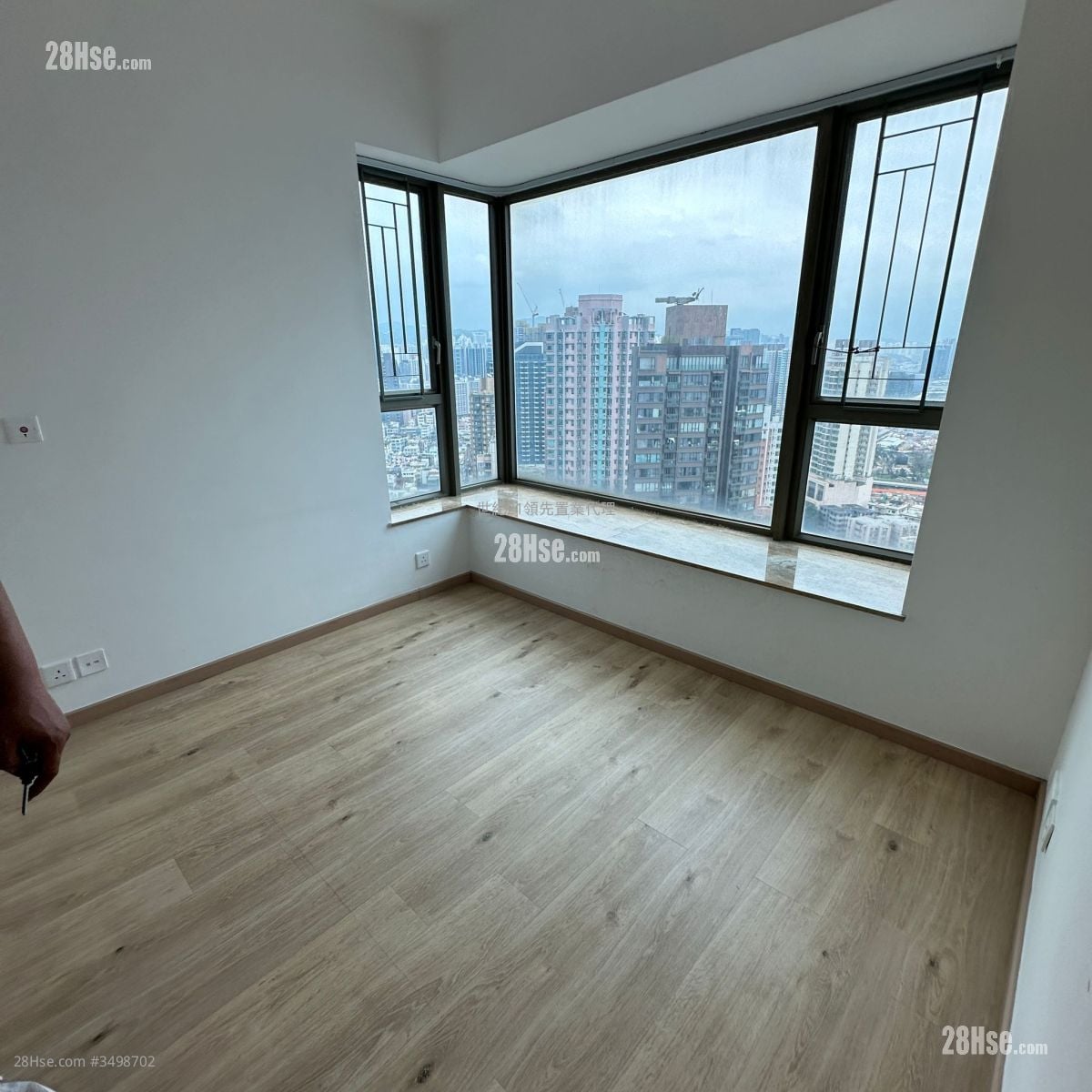 The Bloomsville Sell 3 Bedrooms , 2 Bathrooms 704 ft²