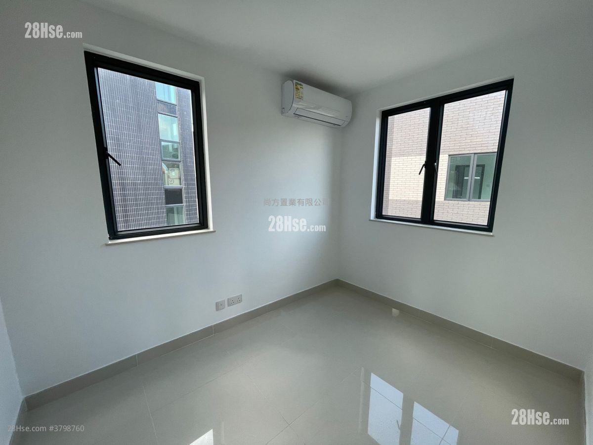 村屋 租盘 3 房 , 1 浴室 700 平方尺