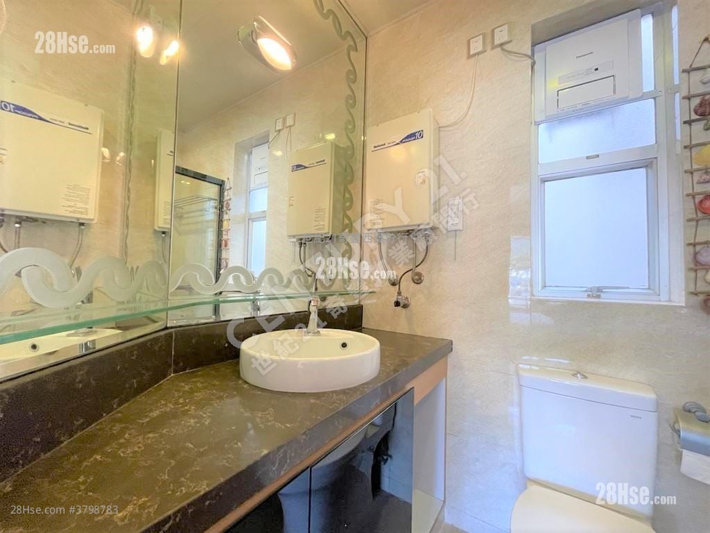 Marina Cove Sell 3 Bedrooms 1,406 ft²