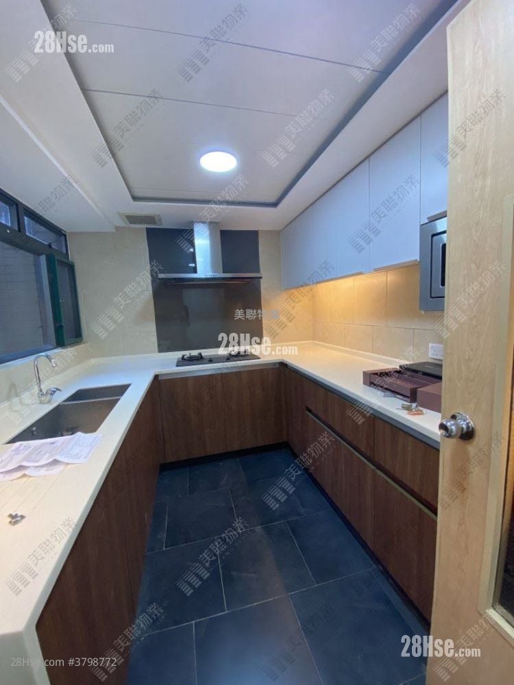 翠峰 售盘 3 房 968 平方尺